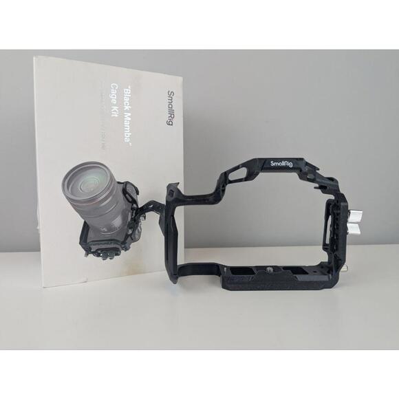 SmallRig Black Mamba Cage Kit for Canon with Top Handle and Mounting Options - Picture 3 of 7